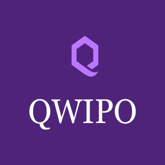 Qwipo-Tshirts