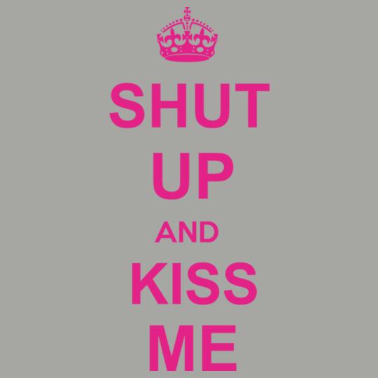 keep-calm-and-kiss-me